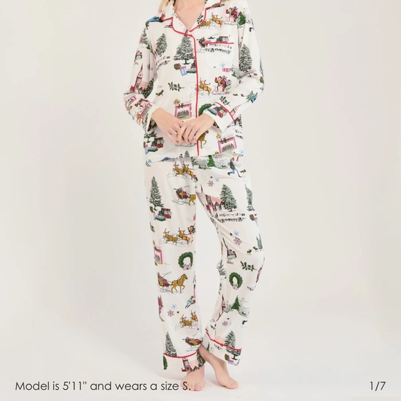 Katie Kime Other - Katie Kime Holiday Toile pajama set